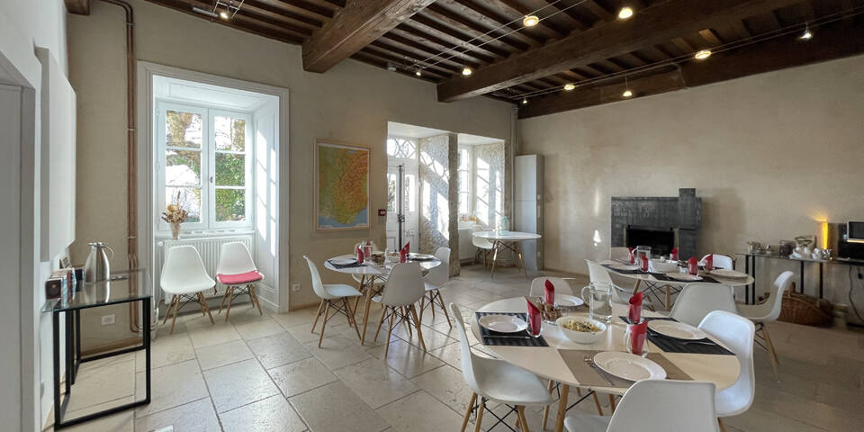 restaurant