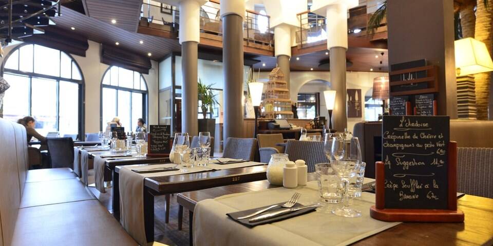 restaurant