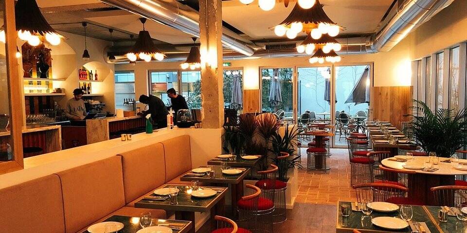 restaurant