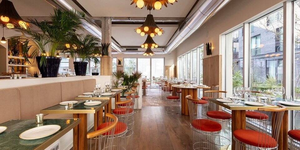 restaurant