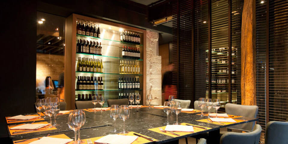 restaurant