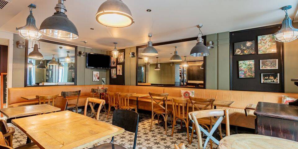 restaurant
