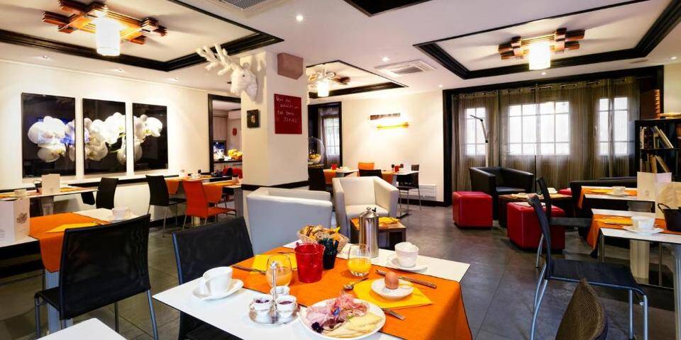 restaurant