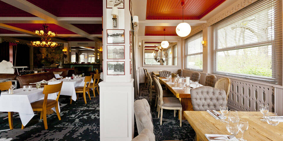 restaurant