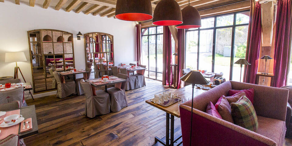 restaurant