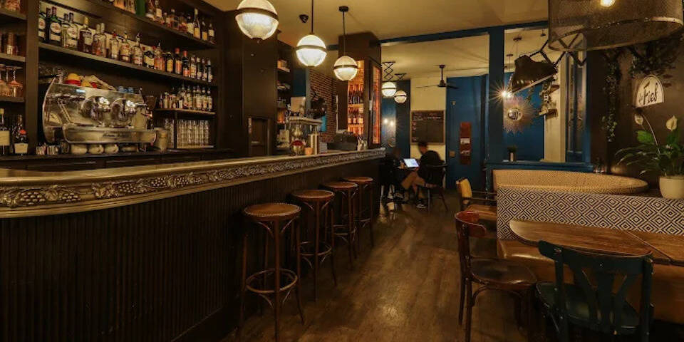 restaurant