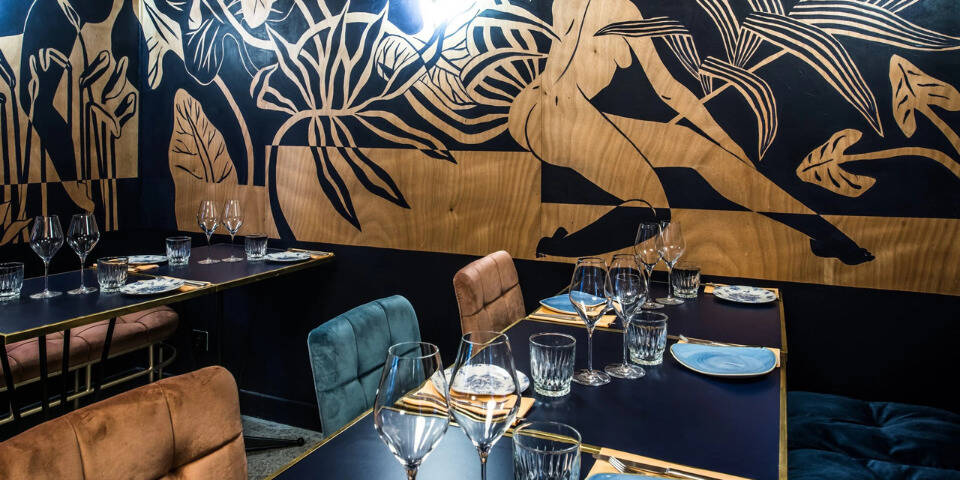 restaurant