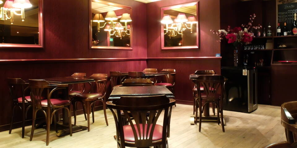 restaurant