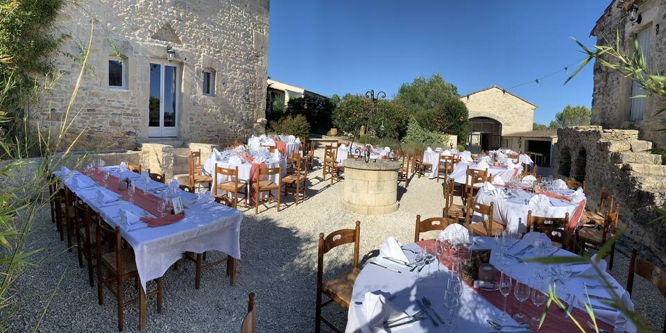 restaurant