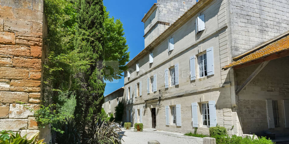 facade