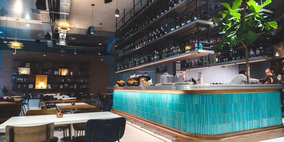 restaurant