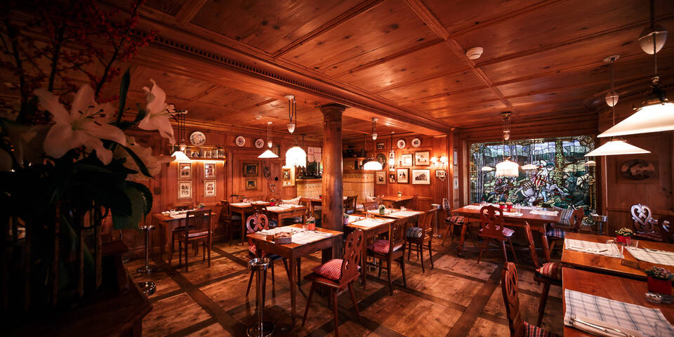 restaurant