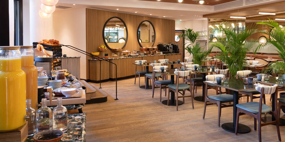restaurant