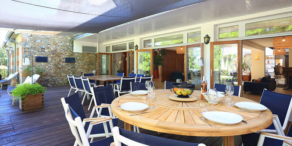 restaurant