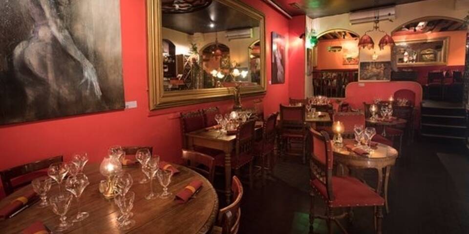 restaurant