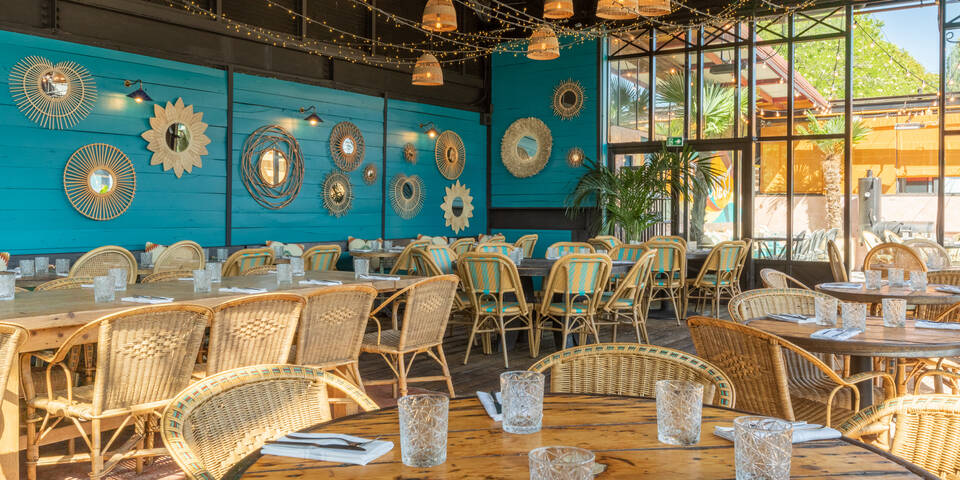restaurant