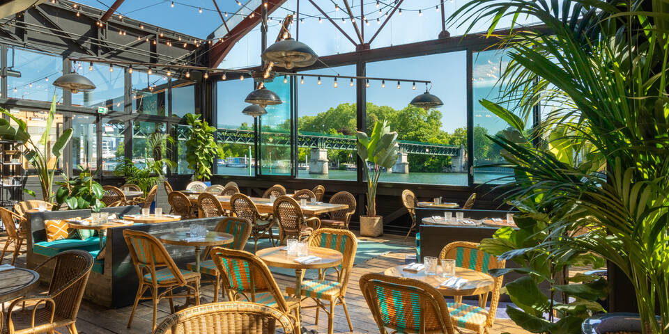 restaurant