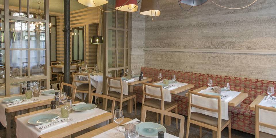 restaurant