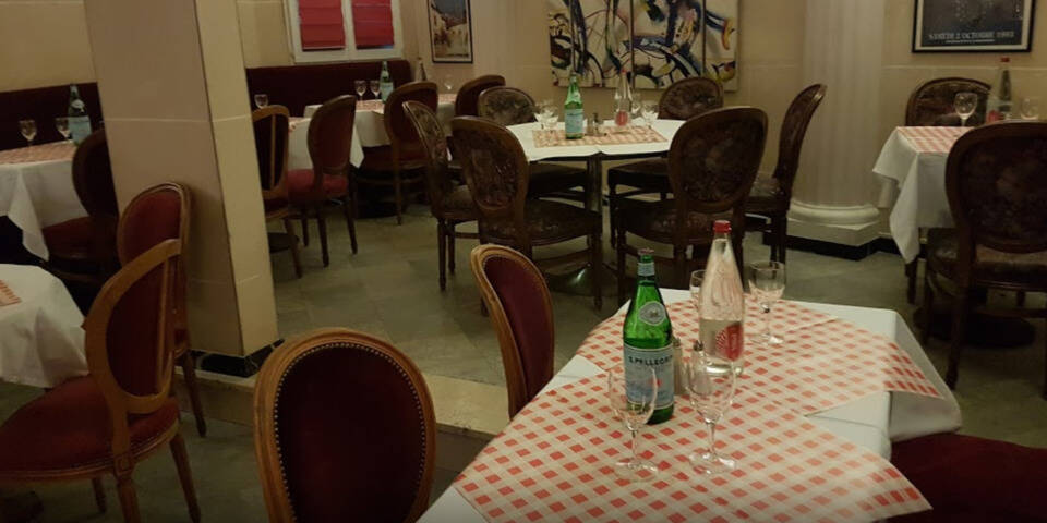 restaurant