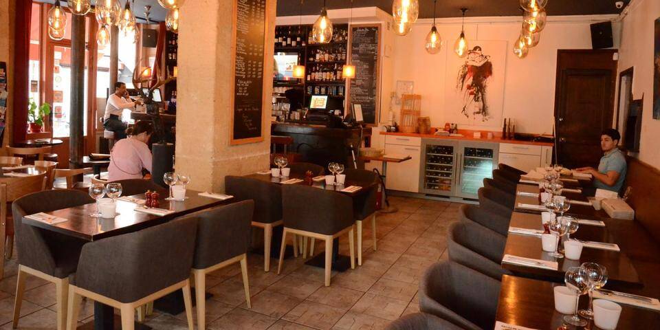 restaurant