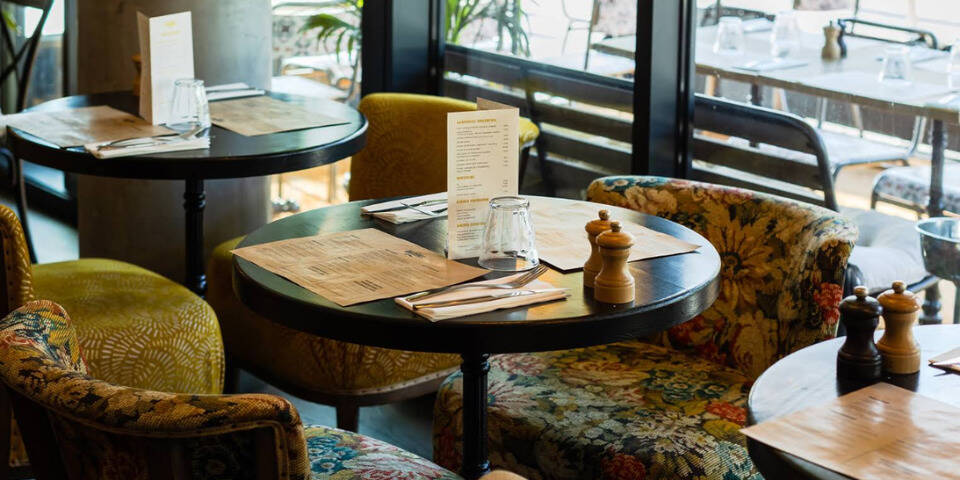 restaurant