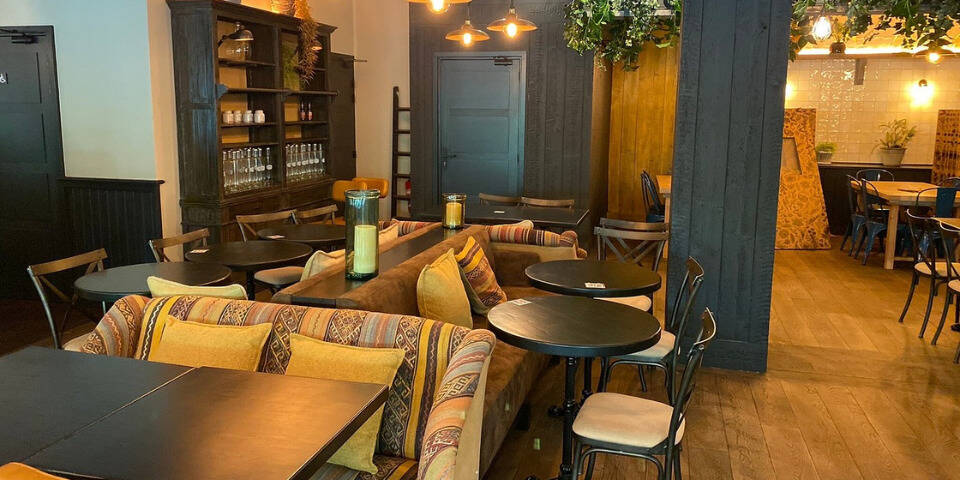 restaurant