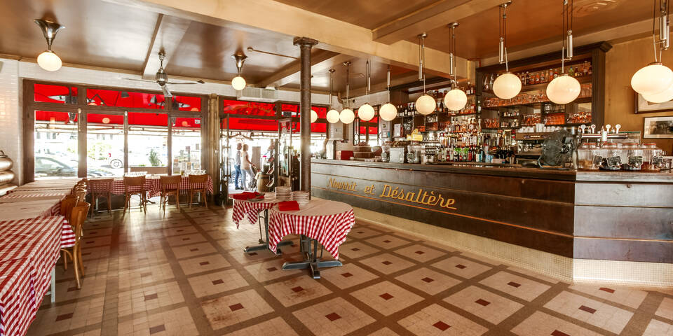 restaurant