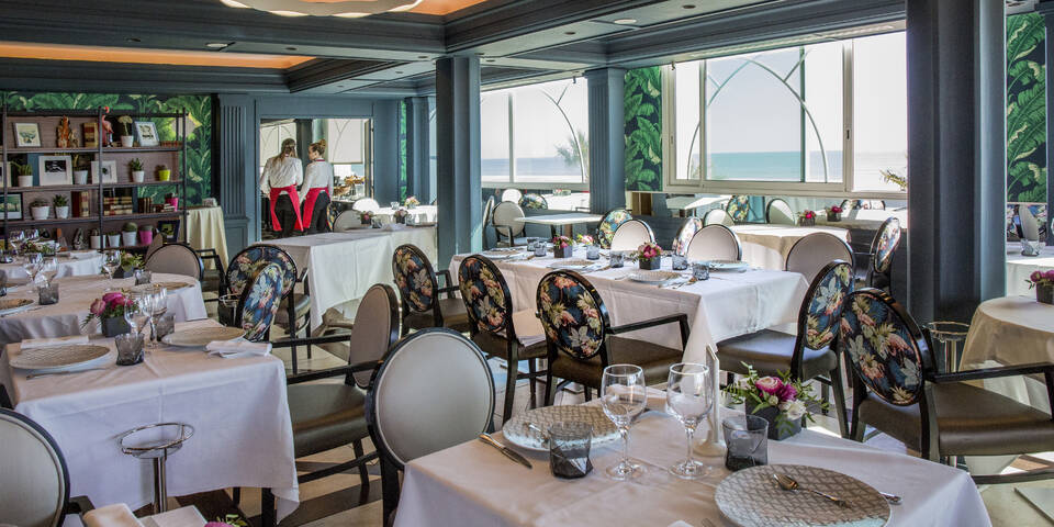 restaurant