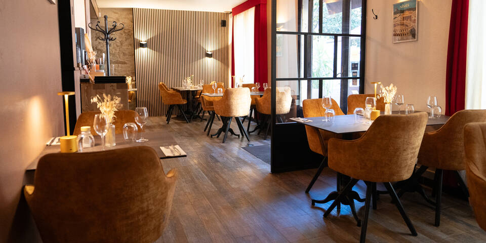 restaurant