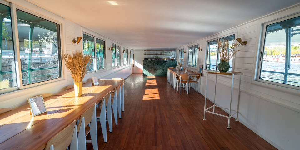 restaurant