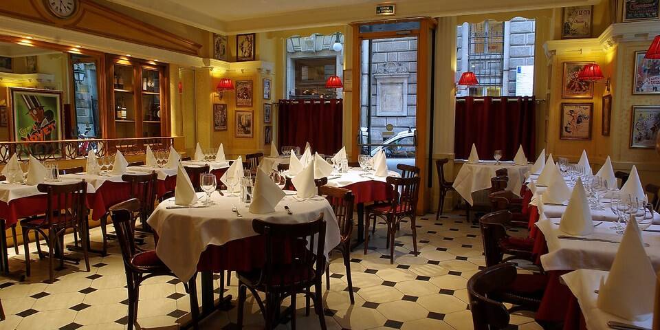 restaurant