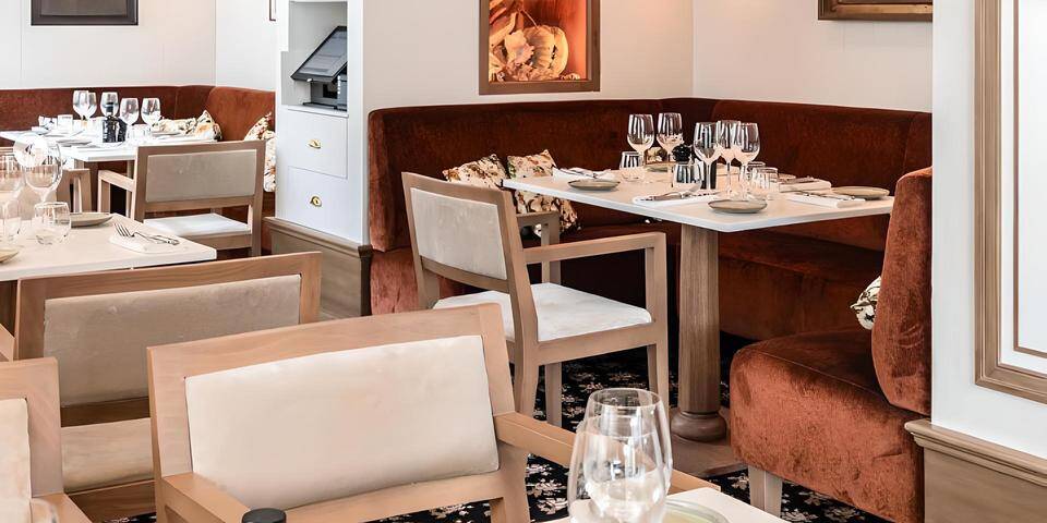restaurant