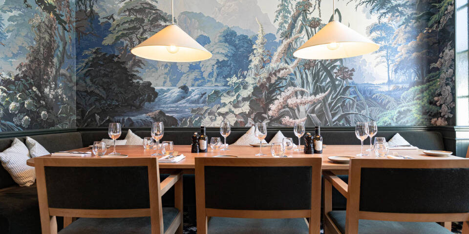 restaurant