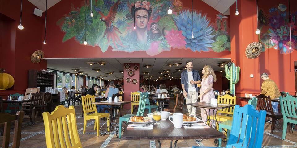 restaurant