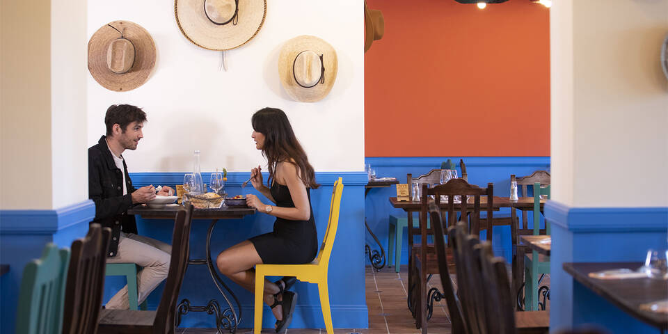 restaurant
