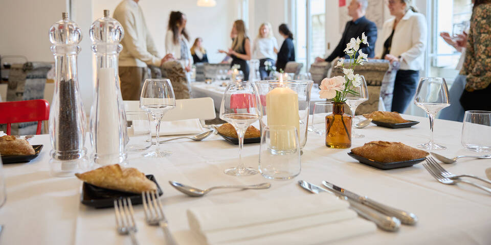 restaurant