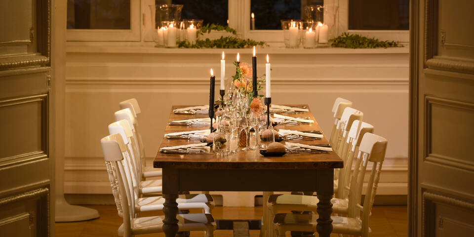 restaurant