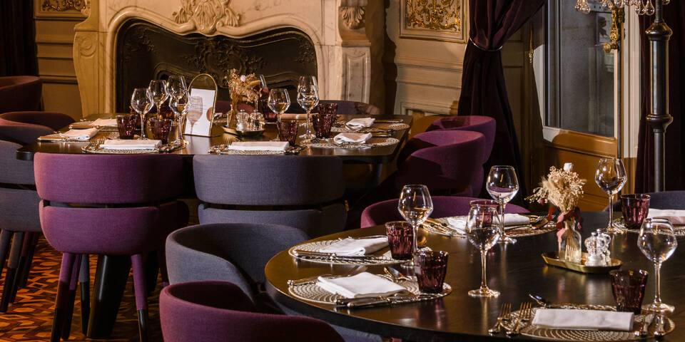 restaurant