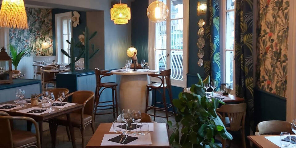 restaurant