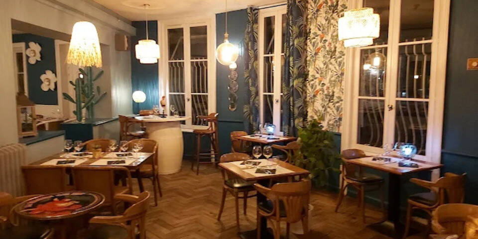 restaurant