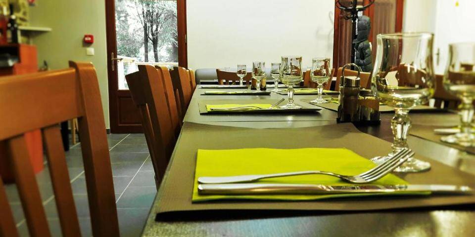 restaurant