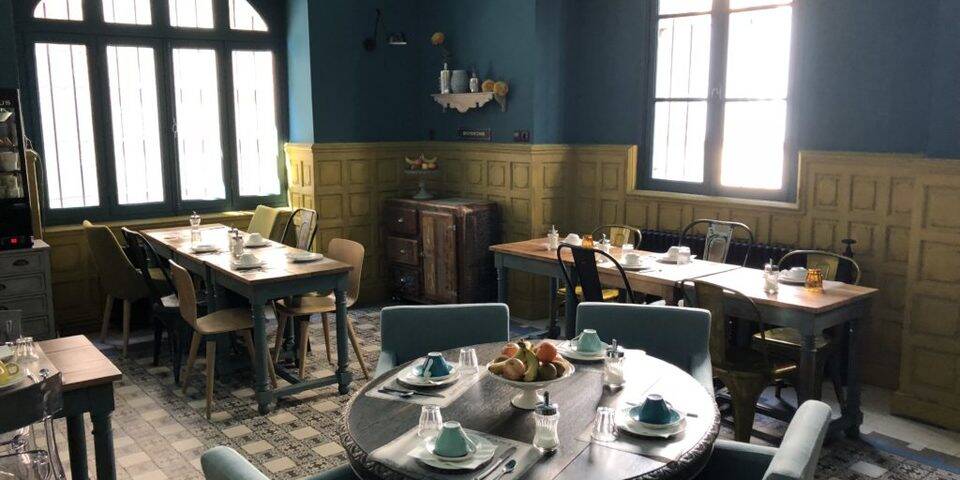 restaurant