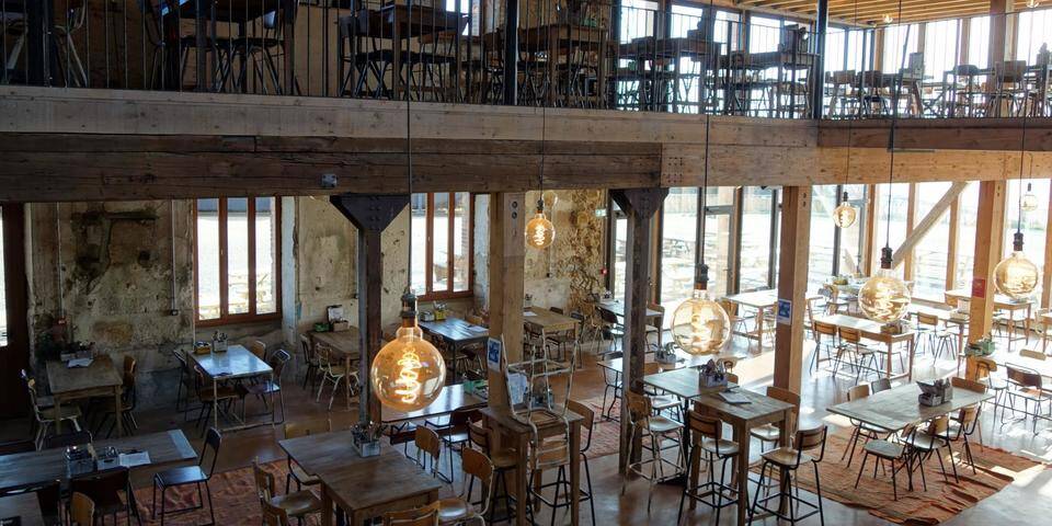 restaurant