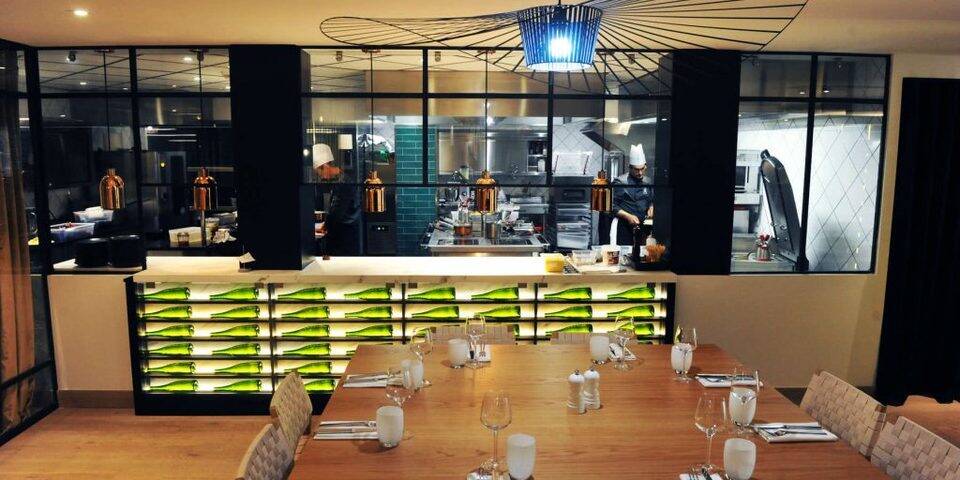 restaurant