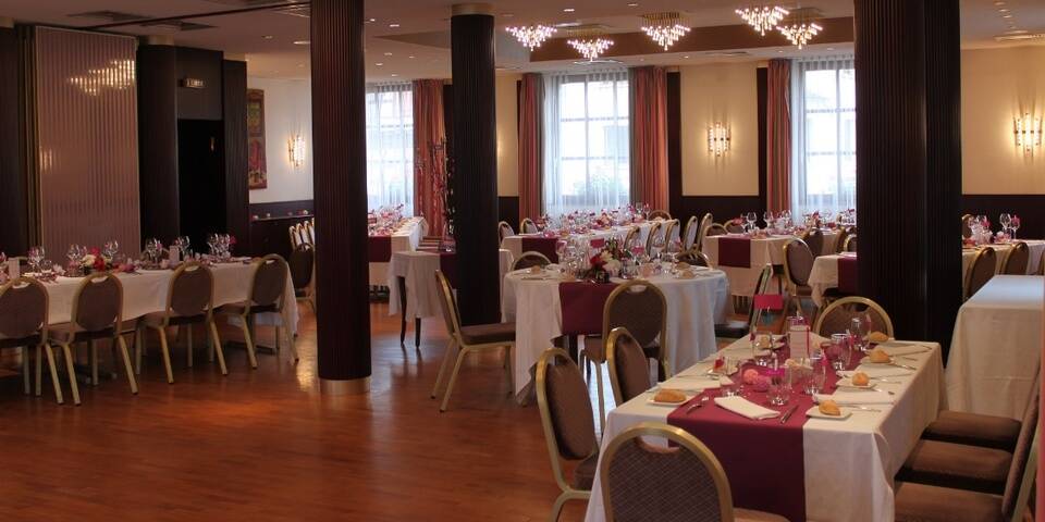 restaurant
