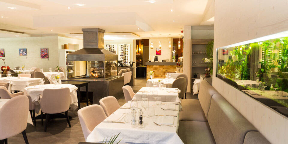 restaurant