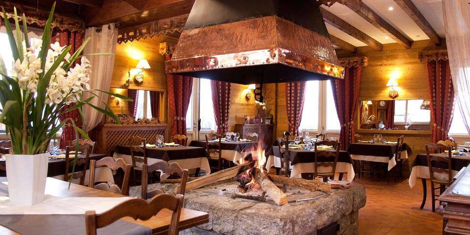 restaurant