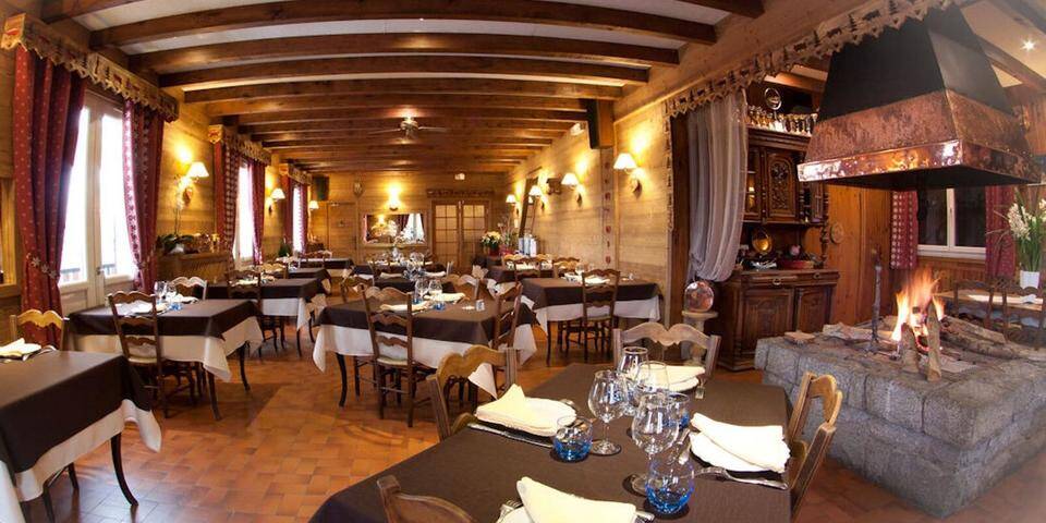 restaurant