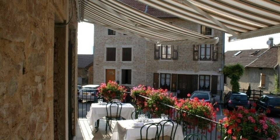 restaurant
