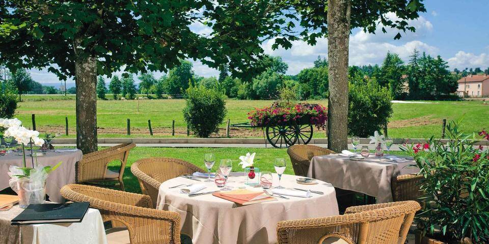 restaurant